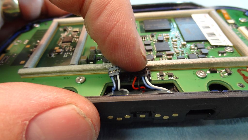 Garmin Montana GPS Reliability Modification Hardening HowTo